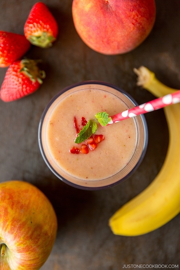 Apple And Banana Diet Smoothie