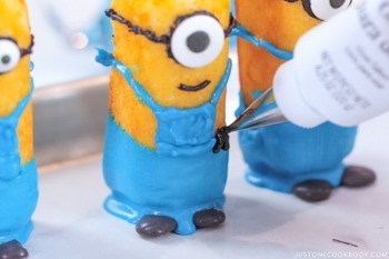 Twinkie Minions 13 Twinkie Minions 13