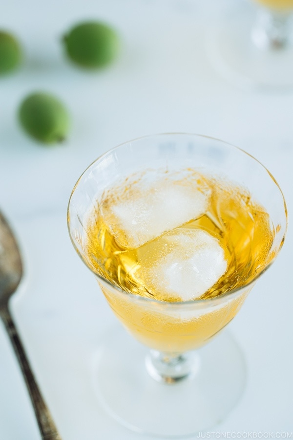 Japanese plum wine (umeshu) in a crystal glass.