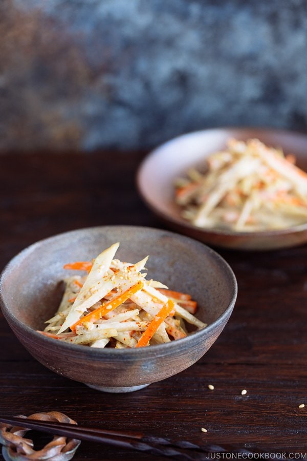 Gobo Salad (Burdock Root & Carrot Salad with Sesame Dressing) in Japanese bizen ceramic bowl.