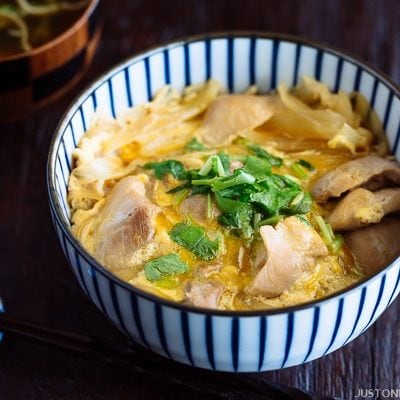 Oyakodon (Chicken & Egg Bowl) 親子丼 | Easy Japanese Recipes at JustOneCookbook.com