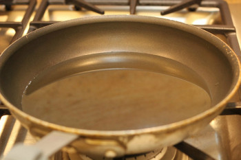 metal pan with oil inside