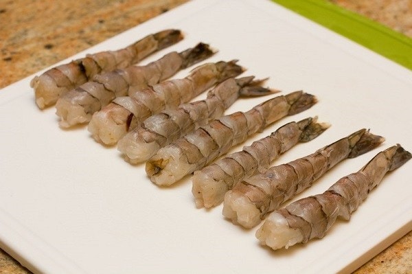 How To Prepare Shrimp for Shrimp Tempura | Easy Japanes Recipes at JustOneCookbook.com