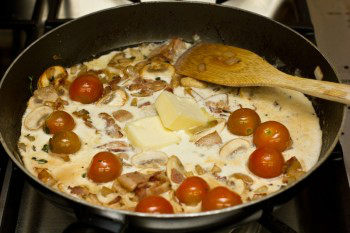 Chicken Scallopini with Lemon Butter Pasta 7