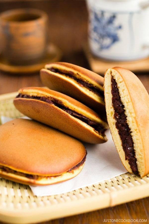 Dorayaki on a bamboo basket.