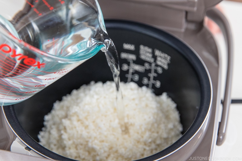 How to Cook Perfect Japanese Rice in a Rice Cooker | Easy Japanese Recipes at JustOneCookbook.com