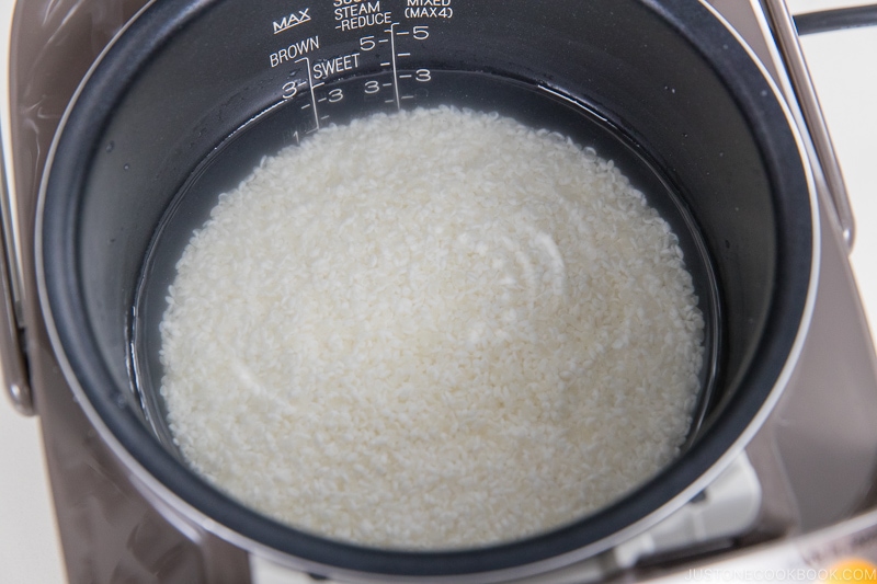 How to Cook Perfect Japanese Rice in a Rice Cooker | Easy Japanese Recipes at JustOneCookbook.com