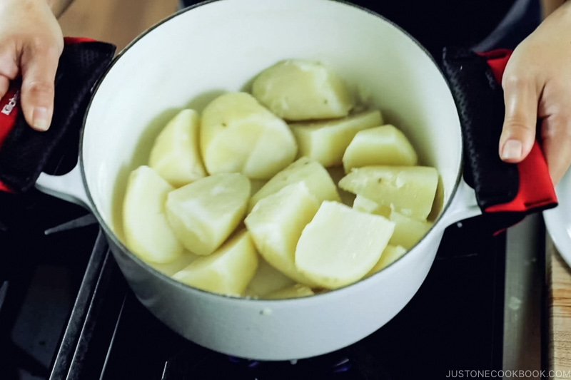 Mom's Korokke (Potato & Meat Croquettes)-step by step-41