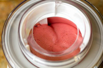 Strawberry Frozen Yogurt 3