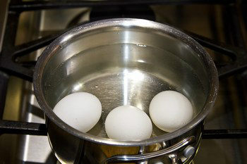 How to Make Perfect Hard Boiled Eggs 1