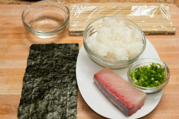 Yellowtail Roll Ingredients