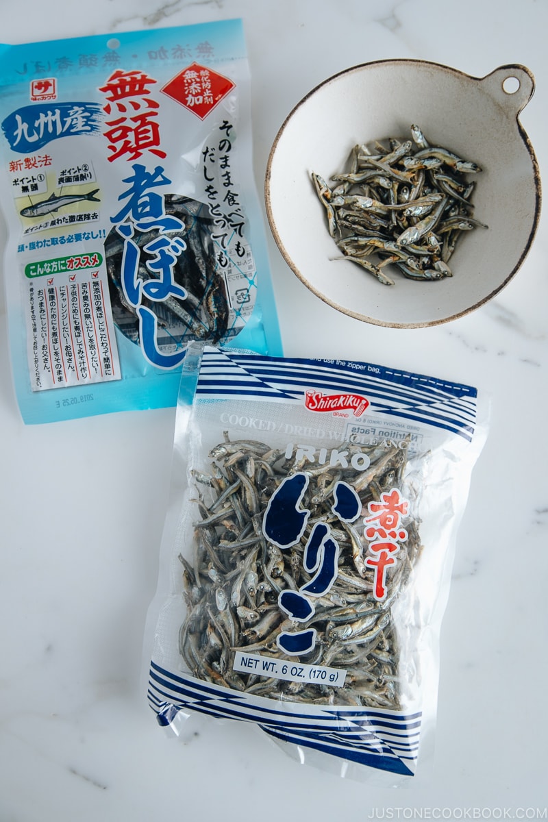 Anchovy (Iriko / Niboshi) | Easy Japanese Recipes at JustOneCookbok.comAnchovy (Iriko / Niboshi) | Easy Japanese Recipes at JustOneCookbok.com