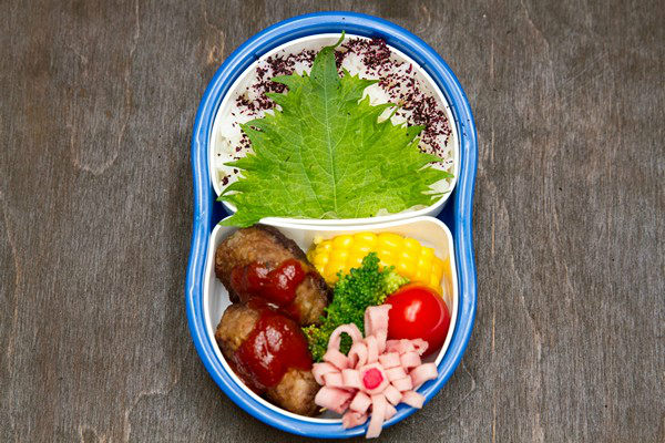 Pack Bento Tightly | Easy Japanese Recipes at JustOneCookbook.com