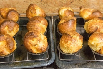 Popovers with Strawberry Butter at Neiman Marcus Cafe (and Lemon