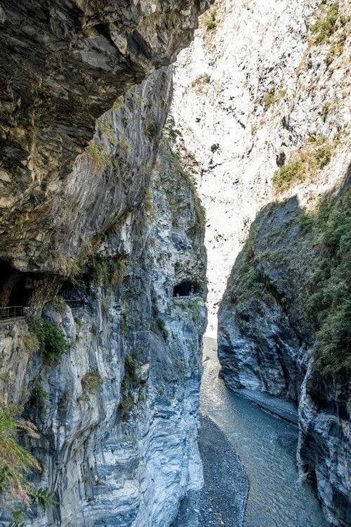 Swallow Grotto Taroko National Park | Just One Cookbook-w218