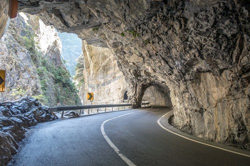 Swallow Grotto Taroko National Park | Just One Cookbook