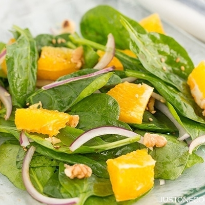 Spinach Salad with Asian Salad Dressing | Easy Japanese Recipes at JustOneCookbook.com