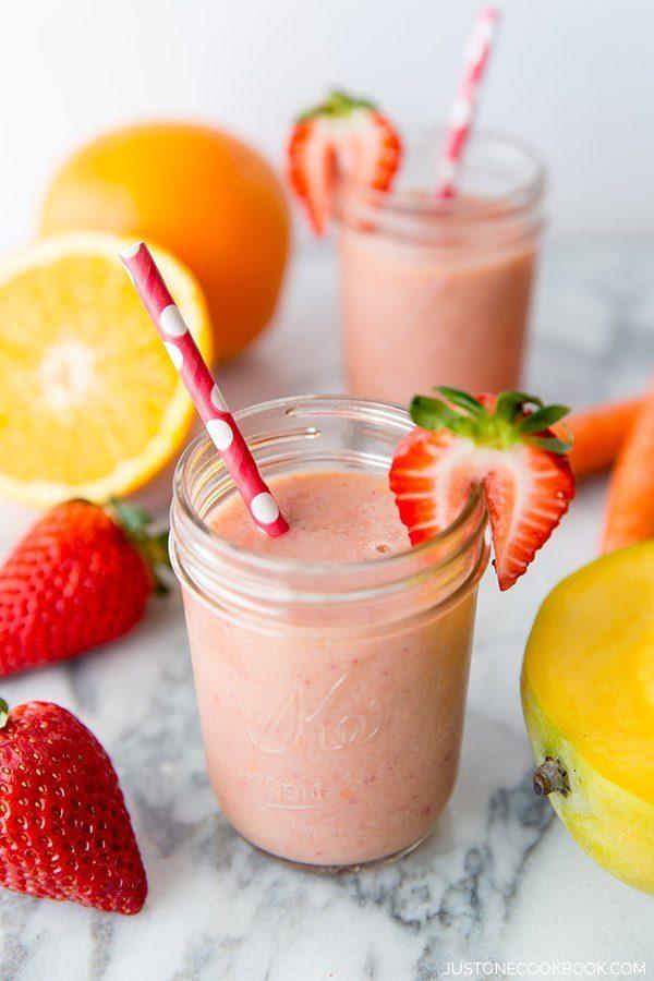 Strawberry Mango Smoothie in glasses.