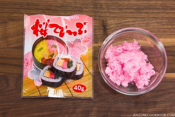 Sakura Denbu (seasoned cod fish flakes)