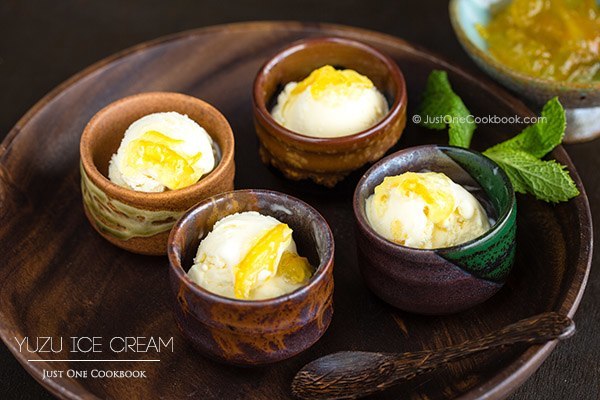 Yuzu Ice Cream in cups.