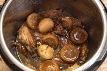 Slow Cooker Chicken Wings 7