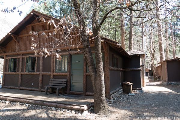 Yosemite Cabin with Bath