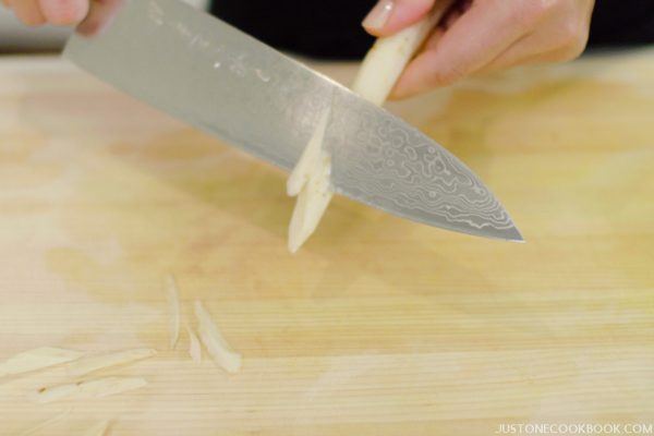 Japanese Cutting Techniques 野菜の切り方 • Just One Cookbook