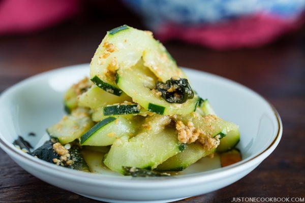 Spiralized Cucumber Salad | Easy Japanese Recipes at JustOneCookbook.com