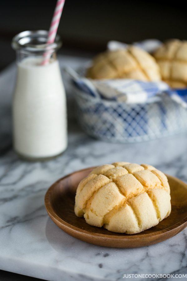 Melon Pan on a wire rack.