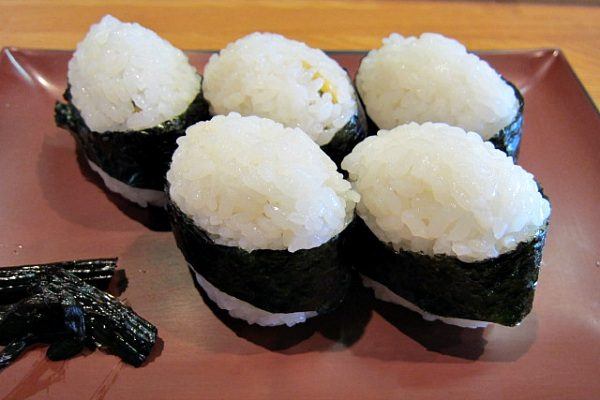 Prawn tempura onigiri (Tenmusu) recipe - Japan Centre