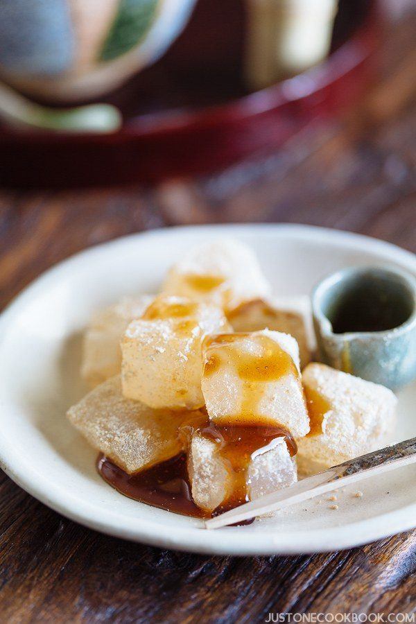 Warabi Mochi わらび餅 • Just One Cookbook
