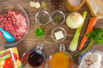 pressure-cooker-meat-sauce-ingredients