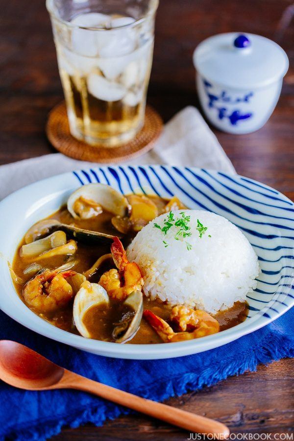 Pressure Cooker Japanese Seafood Curry and white rice on a plate.