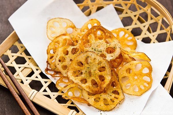 Lotus Root Chips in a bamboo basket.