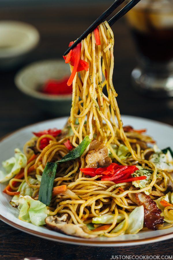 Yakisoba on a white plate.