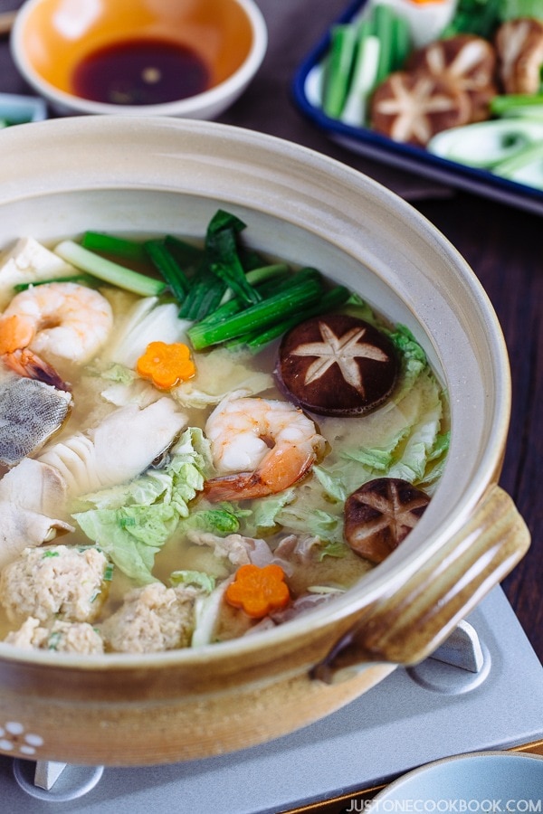 Chanko Nabe (Sumo Stew) ちゃんこ鍋 | Easy Japanese Recipes at JustOneCookbook.com