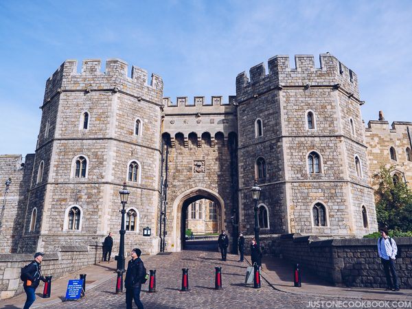 London Travel Guide - Windsor Castle