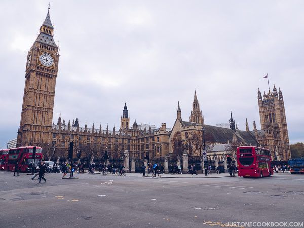 London Travel Guide - The Palace of Westminster | JustOneCookbook.com