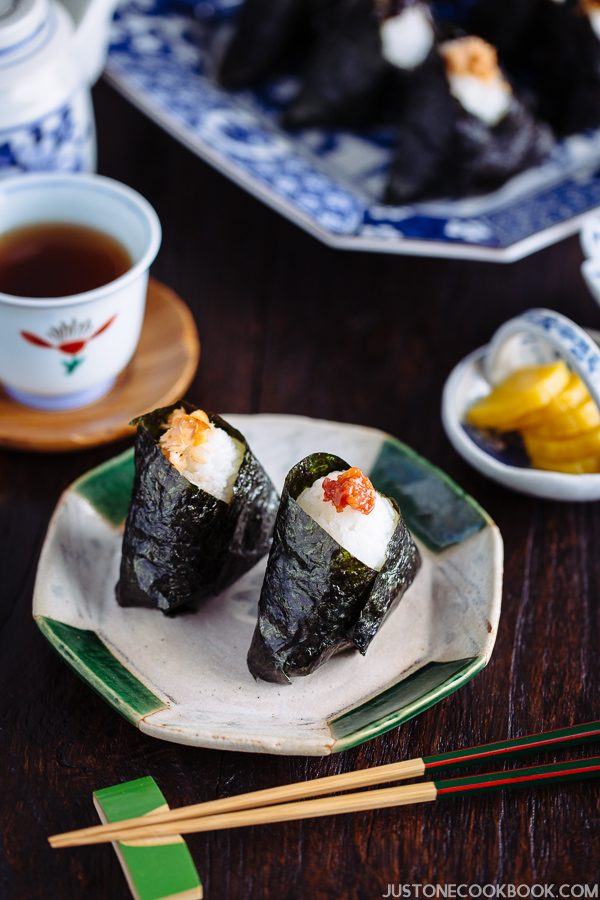 Onigiri (Japanese Rice Balls) おにぎり • Just One Cookbook