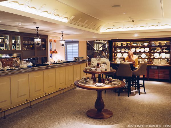 London Travel Guide - The Tea Room at Harrods | JustOneCookbook.com