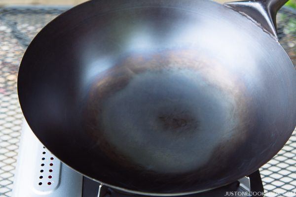 how to season a wok step by step-5