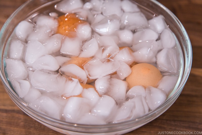ice bath for pasteurizing Eggs