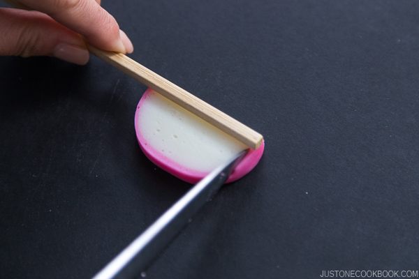 Decorative Kamaboko Cutting - Peacock 1