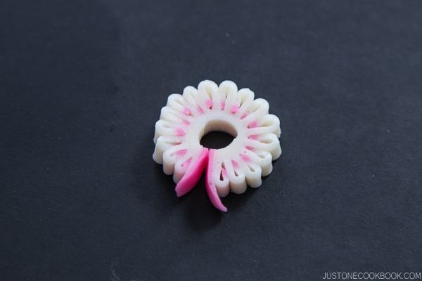 Decorative Kamaboko Cutting - Peacock 5