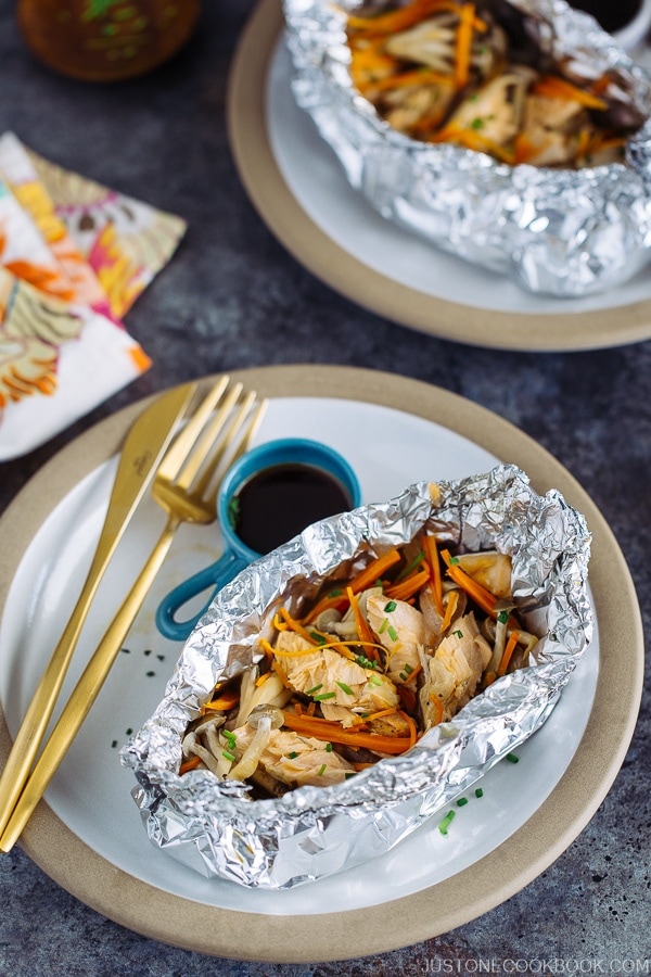 Salmon in Foil 鮭のホイル焼き • Just One Cookbook