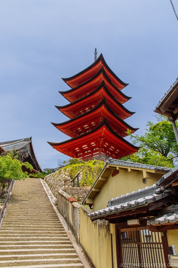 Toyokuni Shrine 5 story pagoda | JustOneCookbook.com