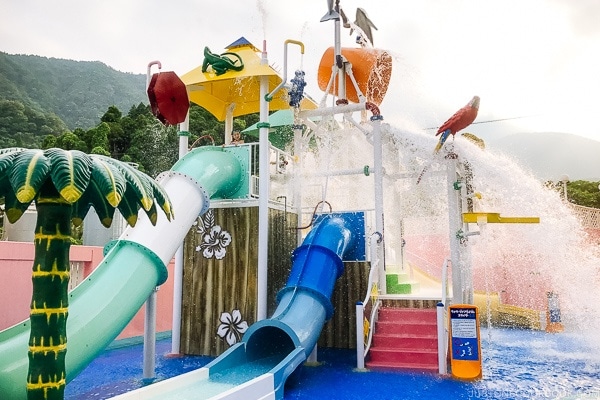 Aquabeat Suginoi Hotel Beppu outdoor play area - Beppu travel guide | justonecookbook.com