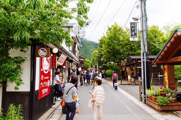 main street shops - Yufuin Travel Guide | justonecookbook.com