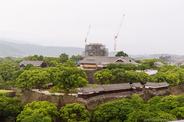 Kumamoto Castle under repair - Kumamoto Travel Guide | justonecookbook.com