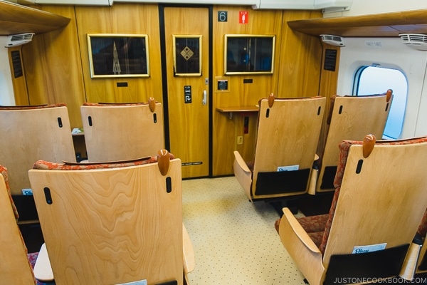 Interior of Kyushu Shinkansen 800 Series Tsubame - Kumamoto Travel Guide | justonecookbook.com